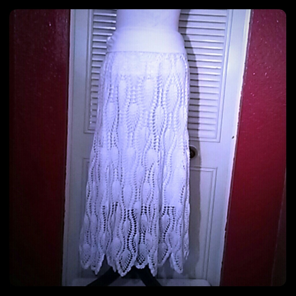 Dialogue maxi skirt